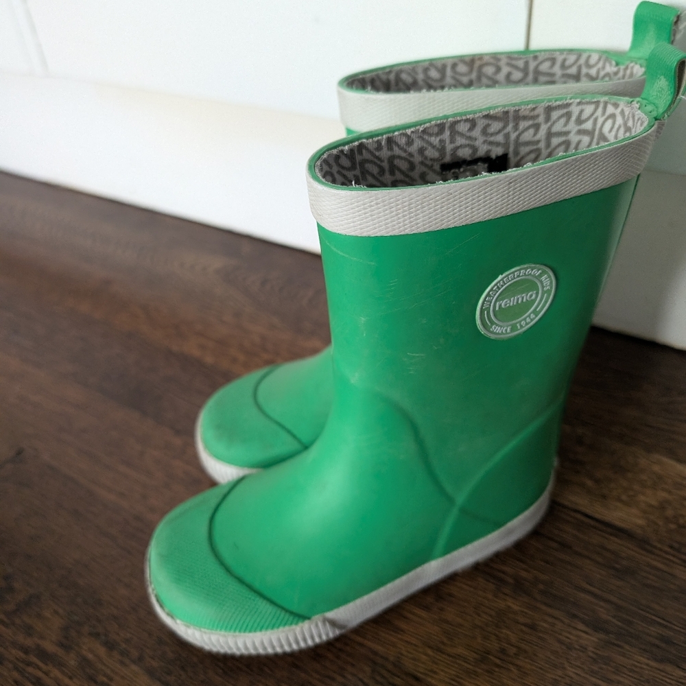 Green Reima Rain Boots, Size 11